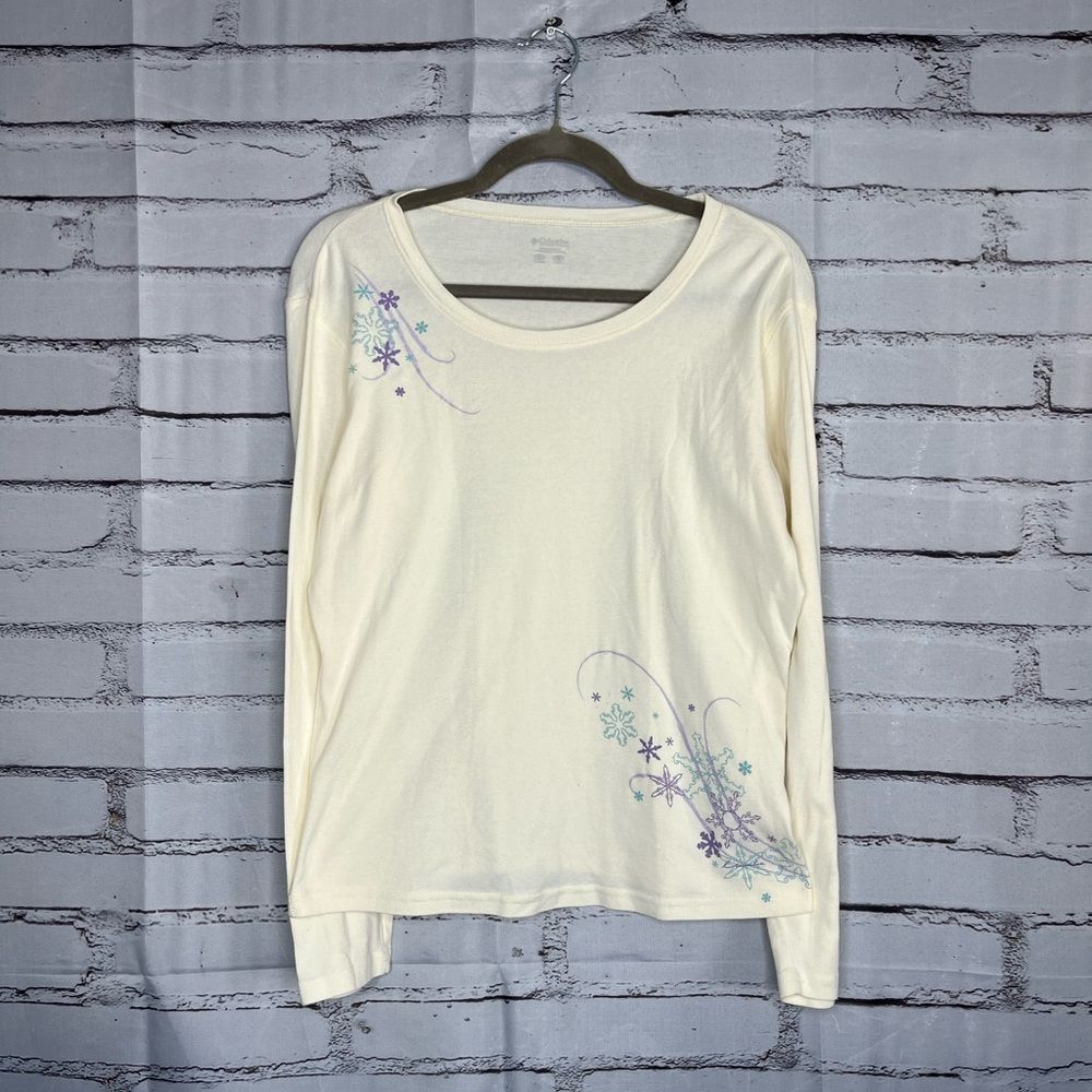 Columbia Cream White Snowflake Graphic LongSleeve Tee L Cozy Seasonal Streetwear